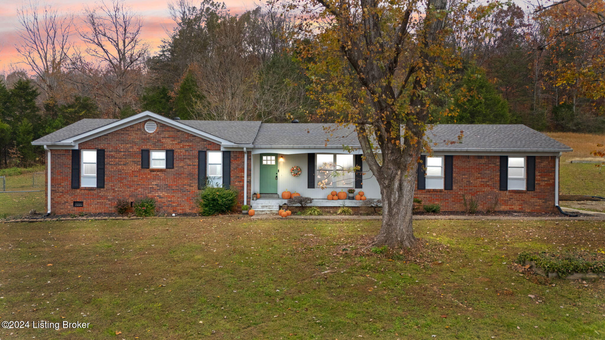 370 Papa Ct, Brownsville, Kentucky image 1