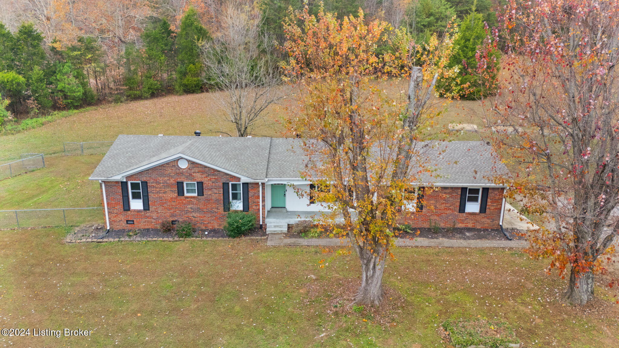 370 Papa Ct, Brownsville, Kentucky image 2