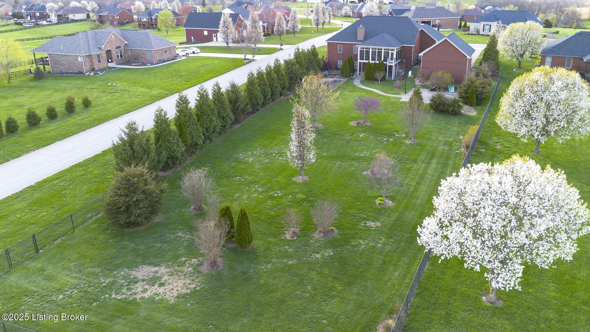 826 Nevin Ln, Fisherville, Kentucky image 13