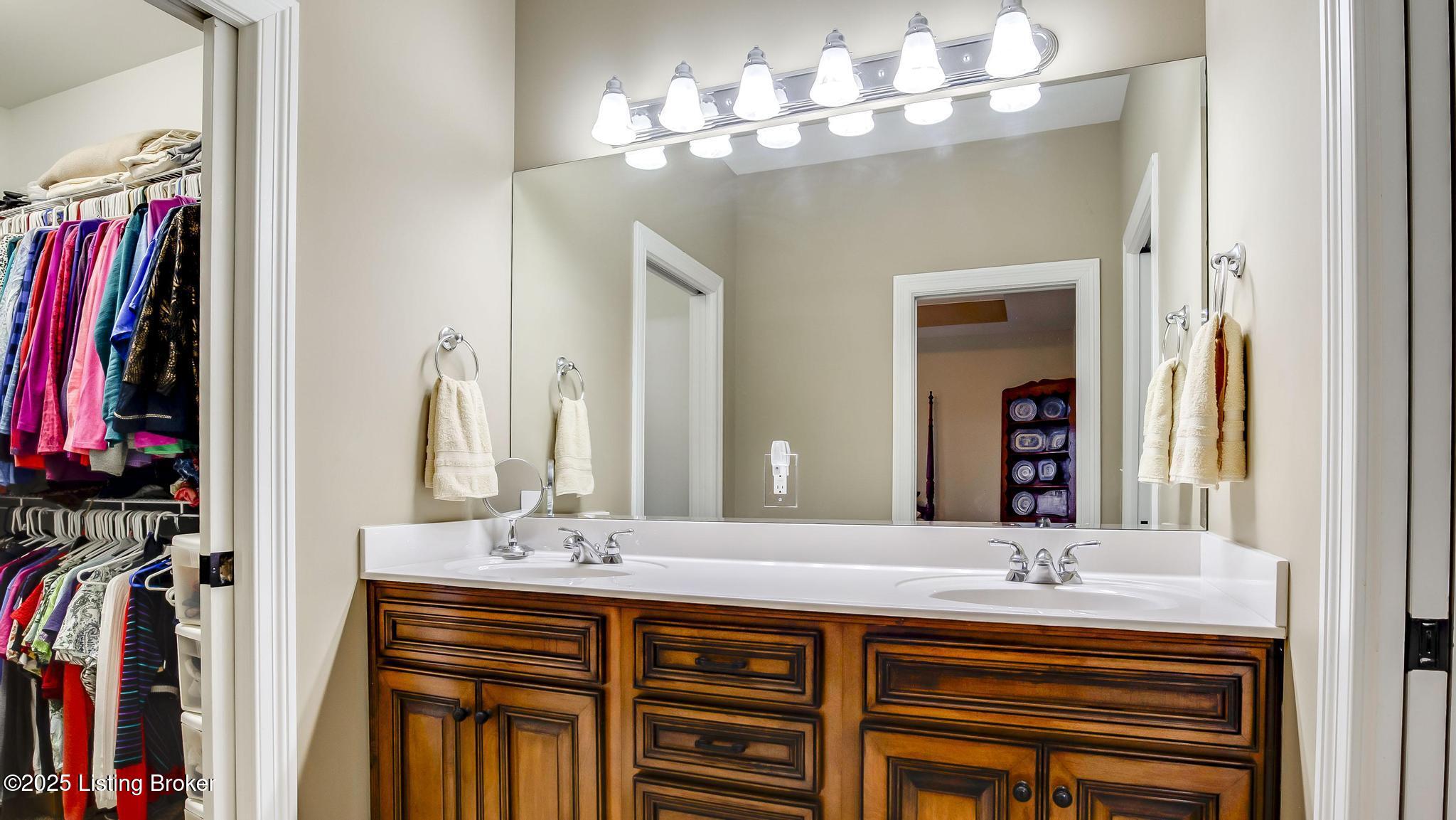 826 Nevin Ln, Fisherville, Kentucky image 39