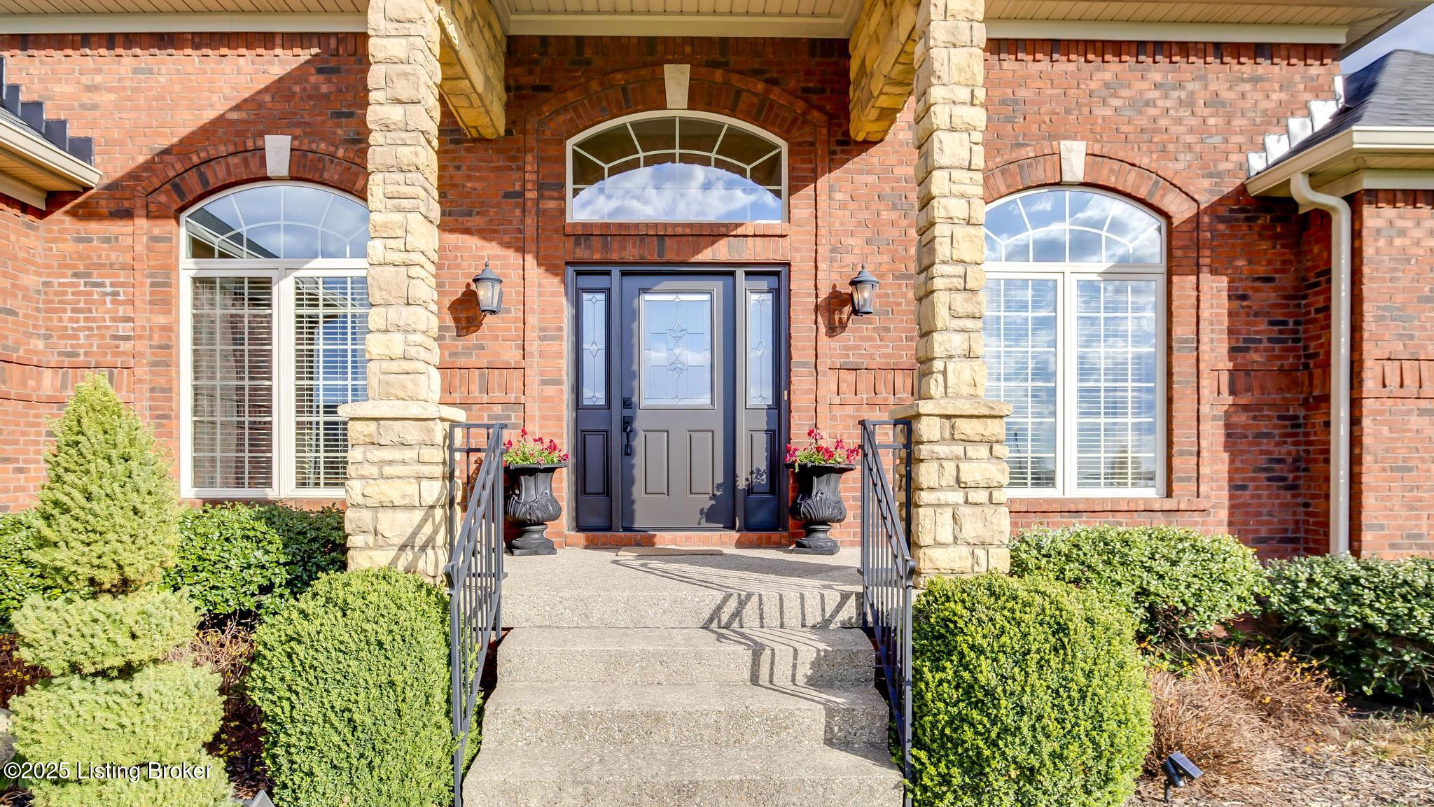 826 Nevin Ln, Fisherville, Kentucky image 2