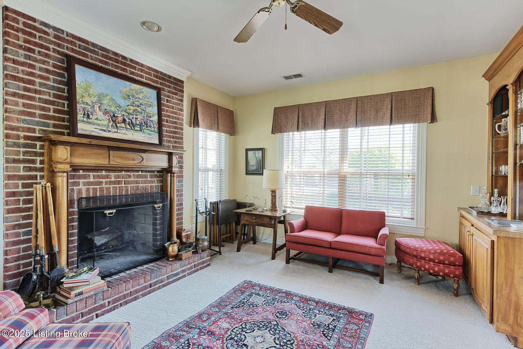 2001 Ashwood Bluff Ct, Louisville, Kentucky image 12