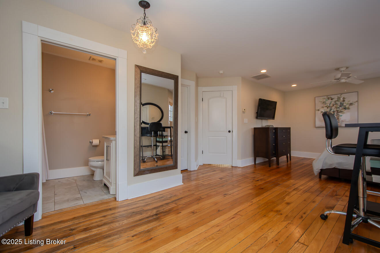 173 Coral Ave, Louisville, Kentucky image 32