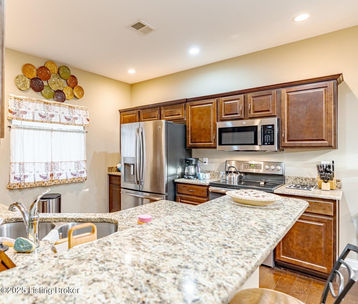 148 Clubhouse Dr, Shelbyville, Kentucky image 8