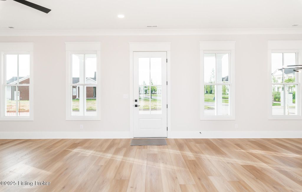 Photo of 6100 Passionflower Dr #101, Prospect, KY 40059 (MLS # 1705976)