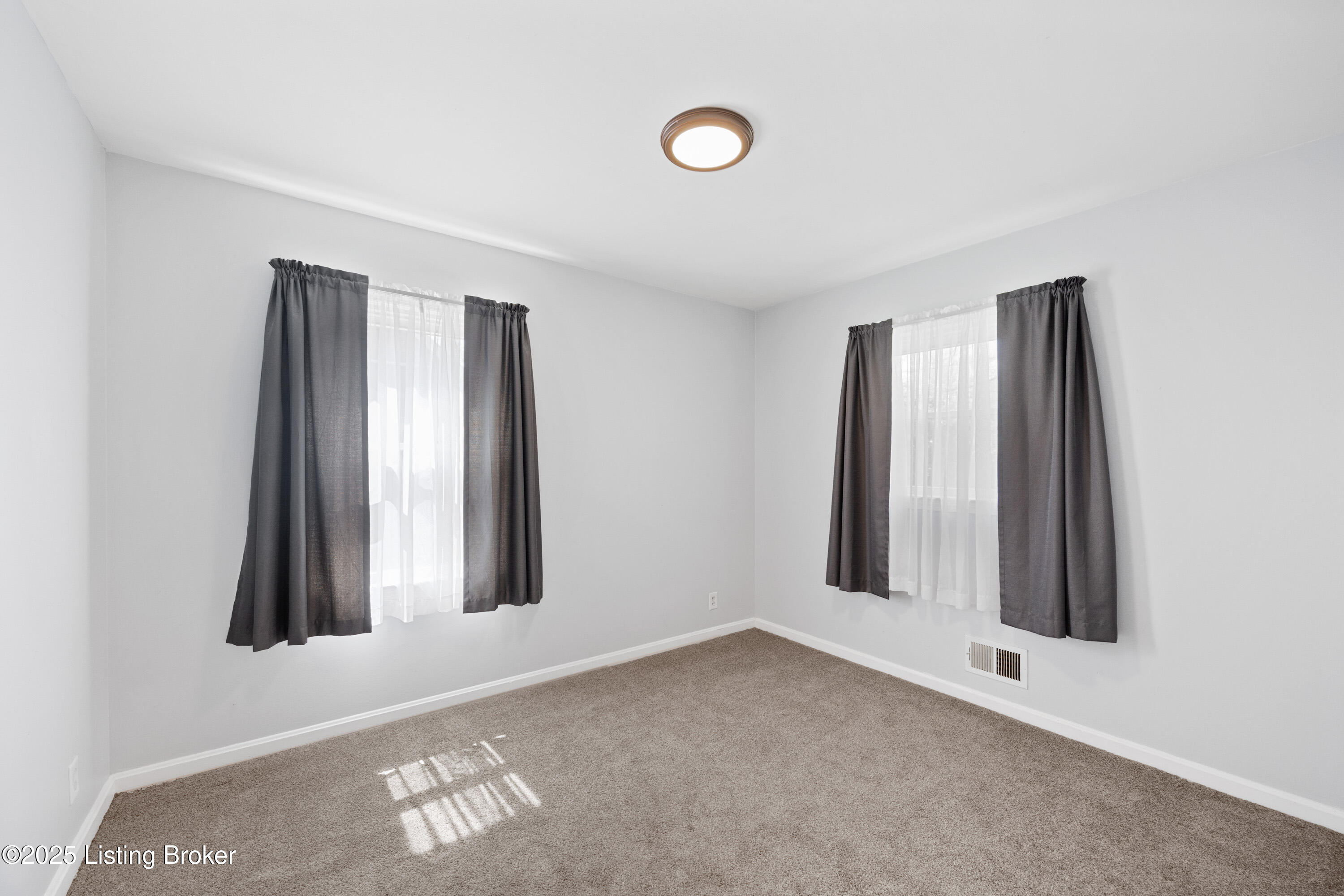 3742 Glenmeade Rd, Louisville, Pennsylvania image 13