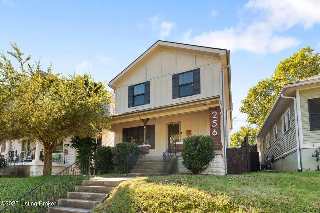 Photo of 256 S Hite Ave, Louisville, KY 40206 (MLS # 1700599)