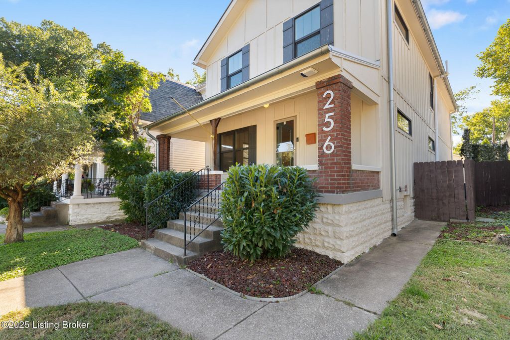 Photo of 256 S Hite Ave, Louisville, KY 40206 (MLS # 1700599)