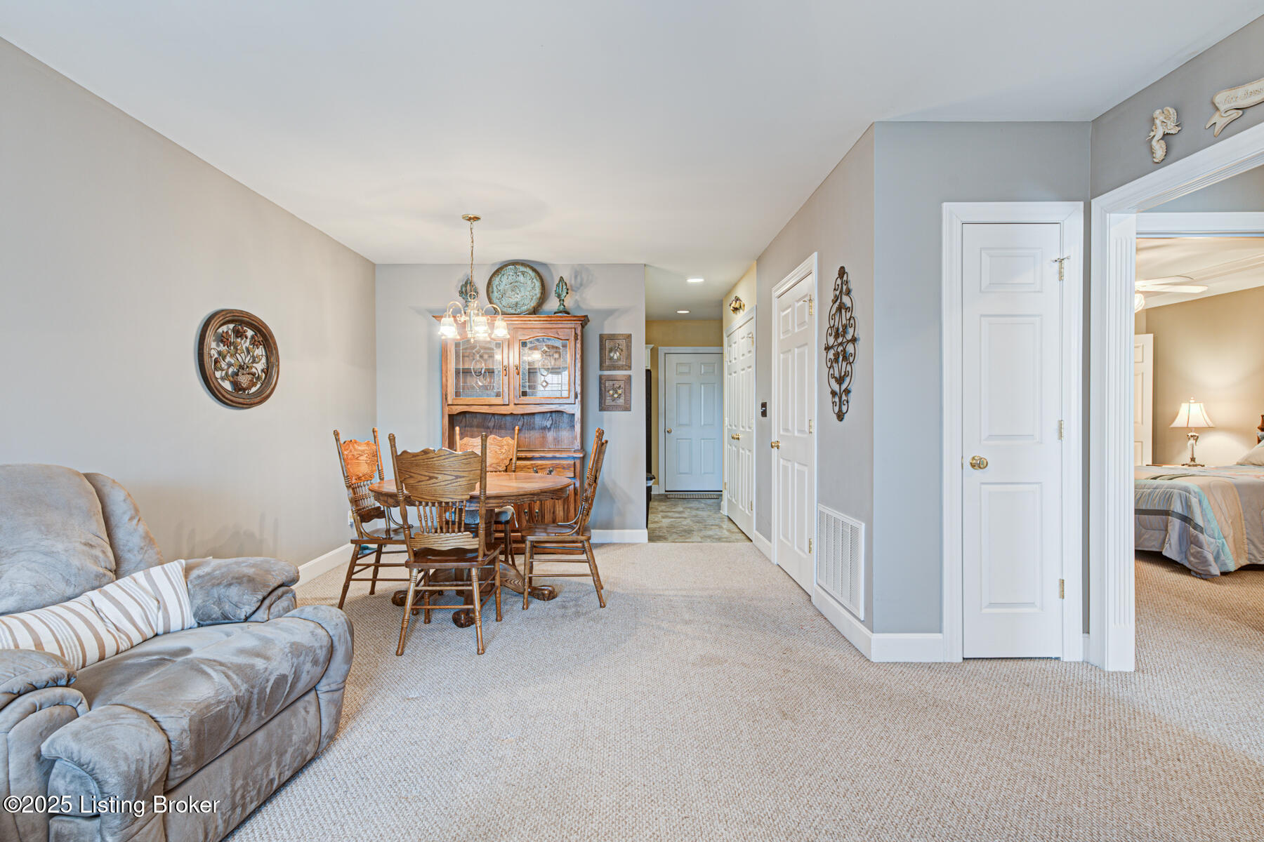 8213 Delta Cir, Louisville, Kentucky image 4