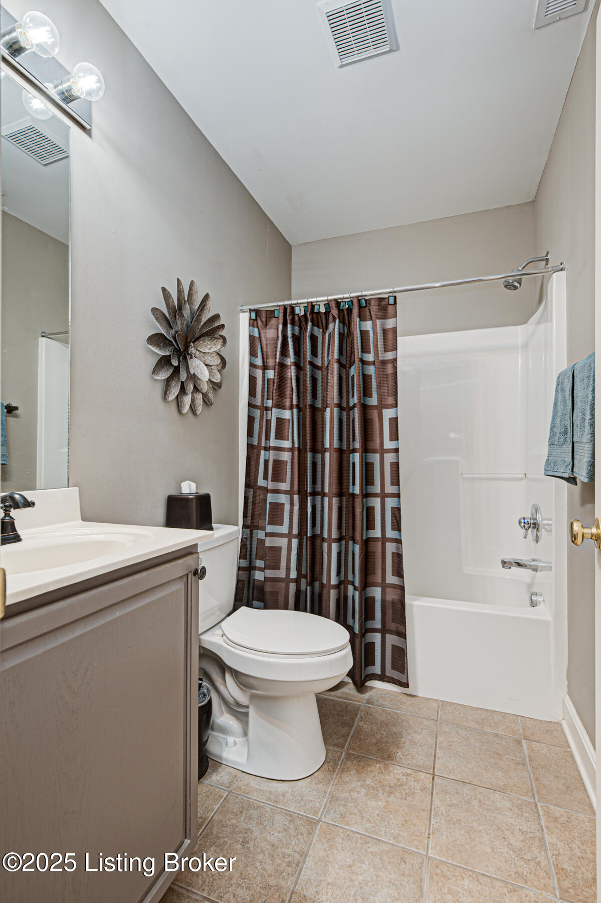 8213 Delta Cir, Louisville, Kentucky image 16