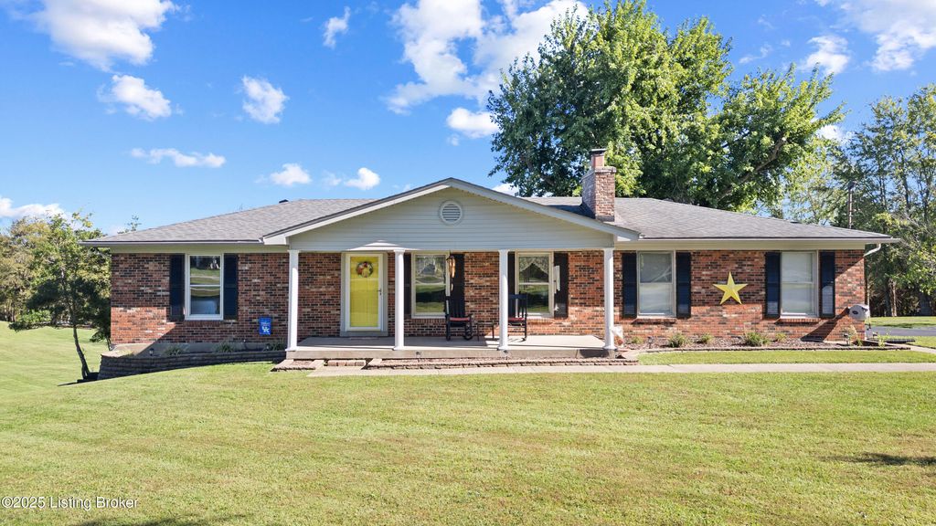 Photo of 400 Hialeah Dr, Coxs Creek, KY 40013 (MLS # 1705878)