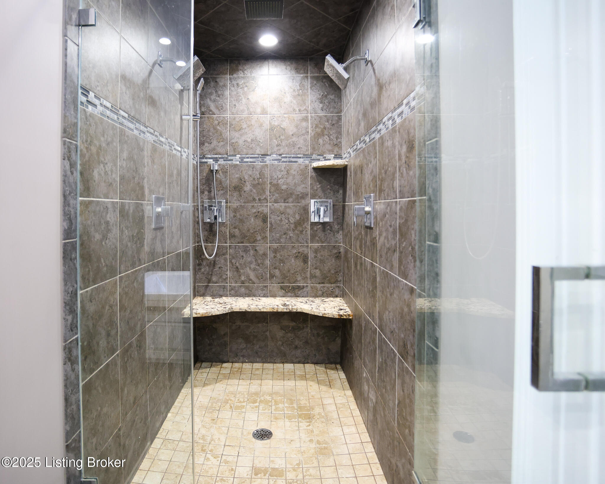 560 Heritage Hill Pkwy, Shepherdsville, Kentucky image 28