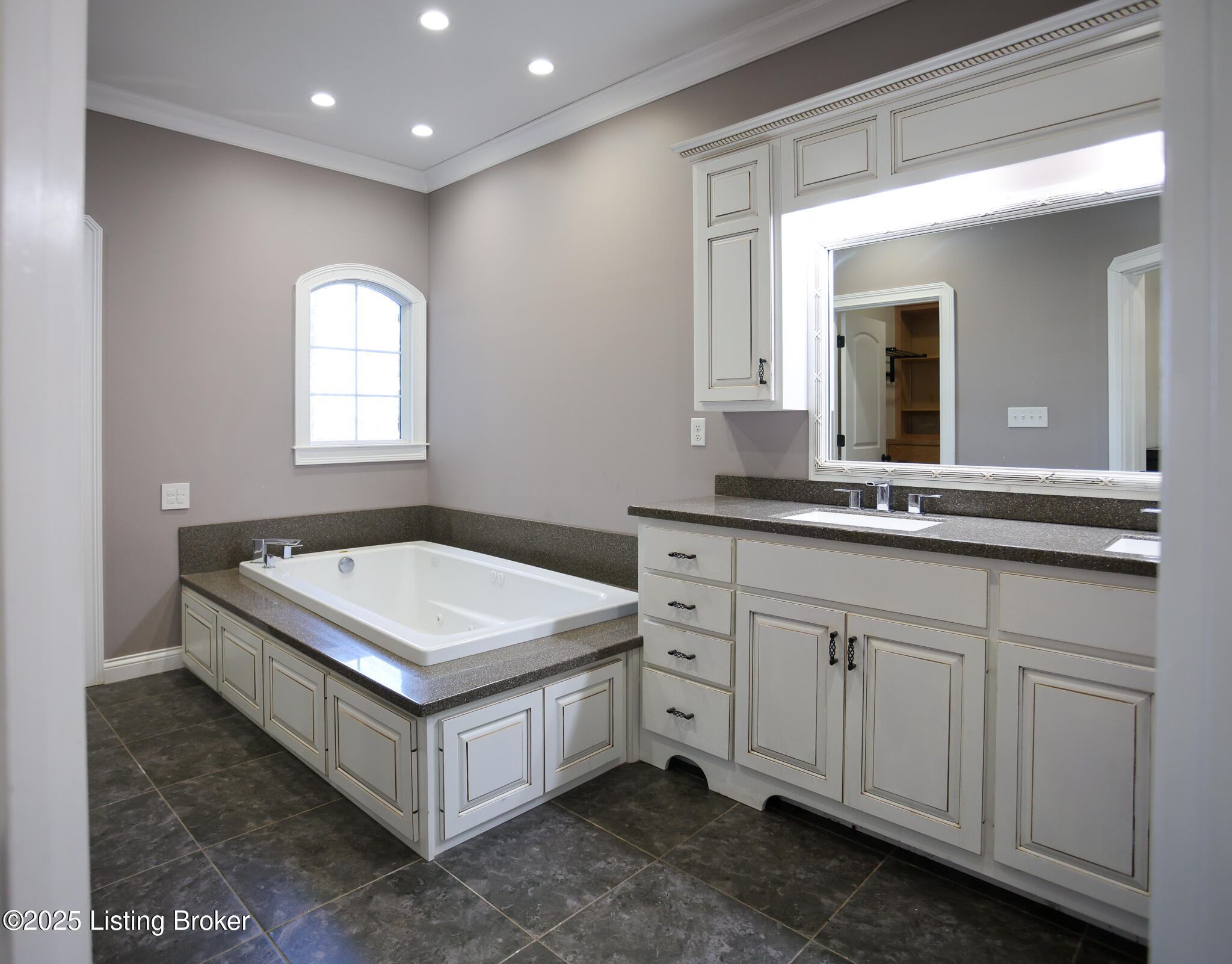 560 Heritage Hill Pkwy, Shepherdsville, Kentucky image 25