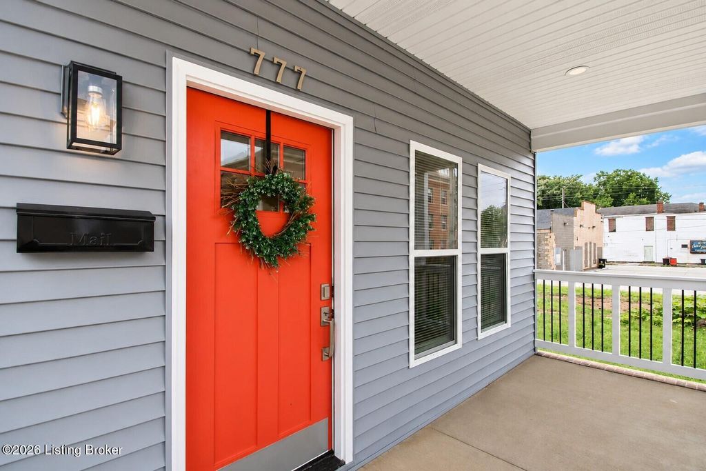 Photo of 777 S Clay St, Louisville, KY 40203 (MLS # 1723125)