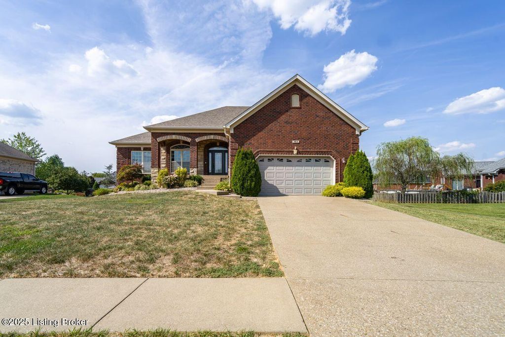 Photo of 163 Olde Colony Ct, Mt Washington, KY 40047 (MLS # 1711530)
