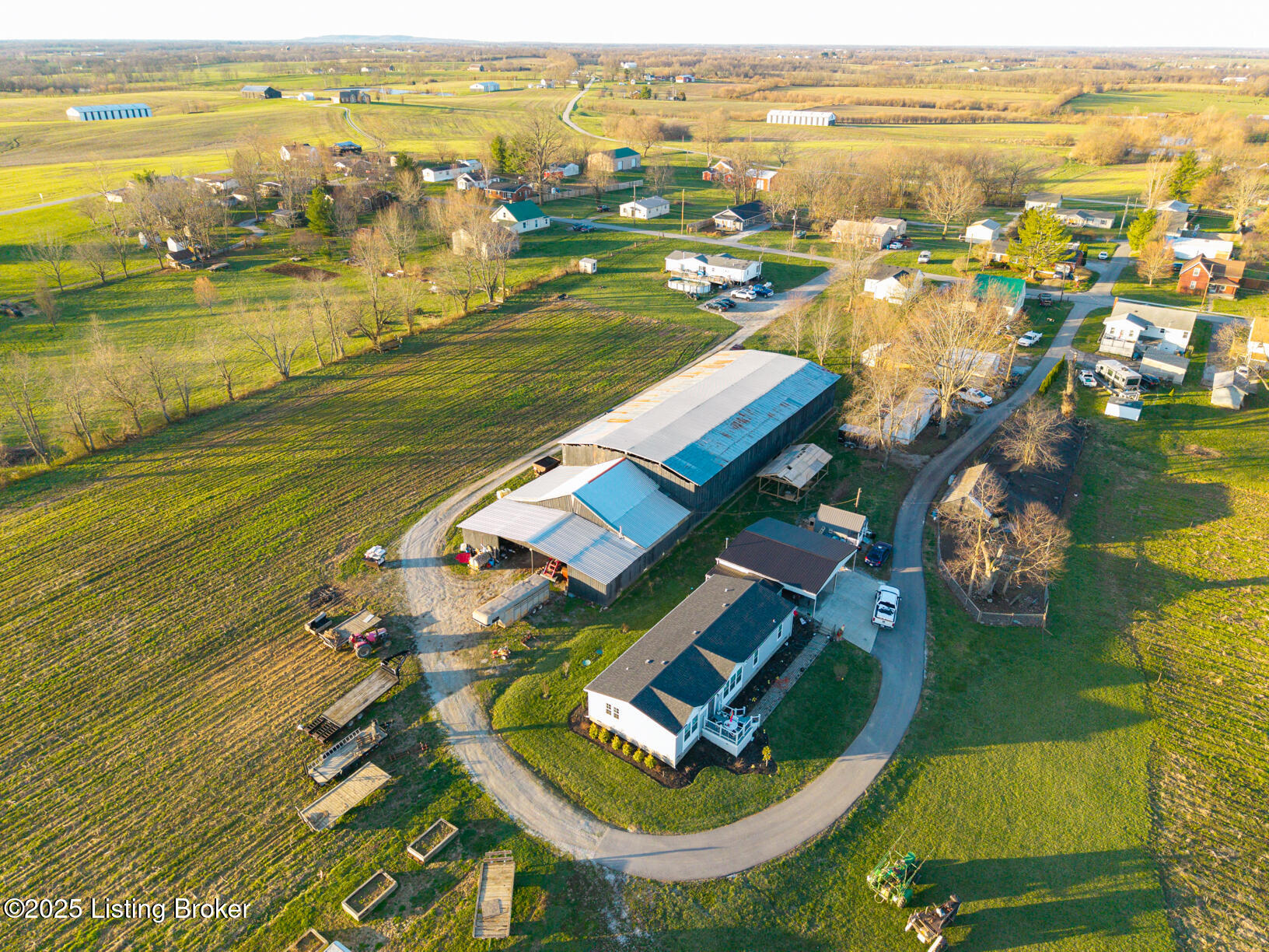 Bohannon St, Pleasureville, Kentucky image 18