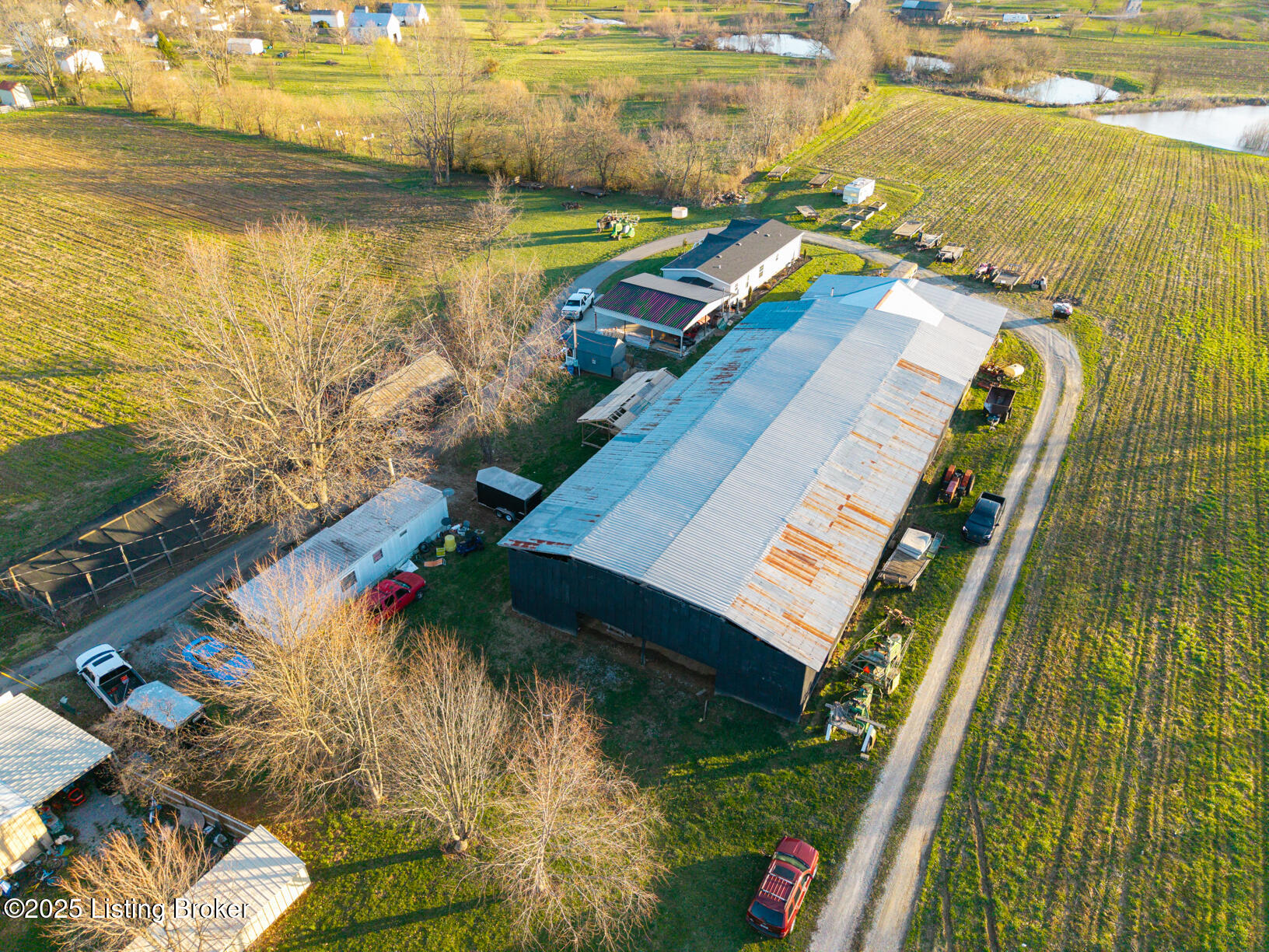Bohannon St, Pleasureville, Kentucky image 17