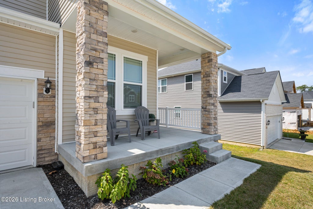 Photo of 4113 Bent Creek Dr, La Grange, KY 40031 (MLS # 1728354)
