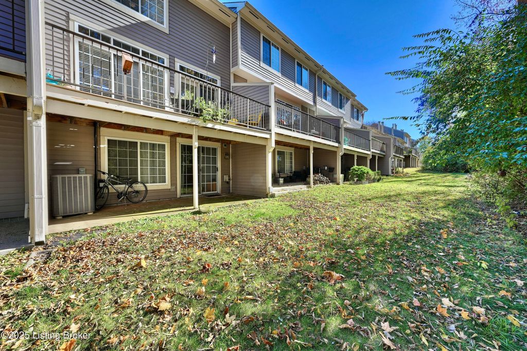 Photo of 10803 Muirfield Ct, Union, KY 41091 (MLS # 1703831)