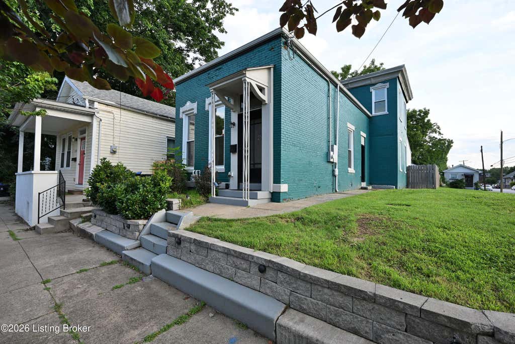 Photo of 641 E Saint Catherine St, Louisville, KY 40203 (MLS # 1721041)