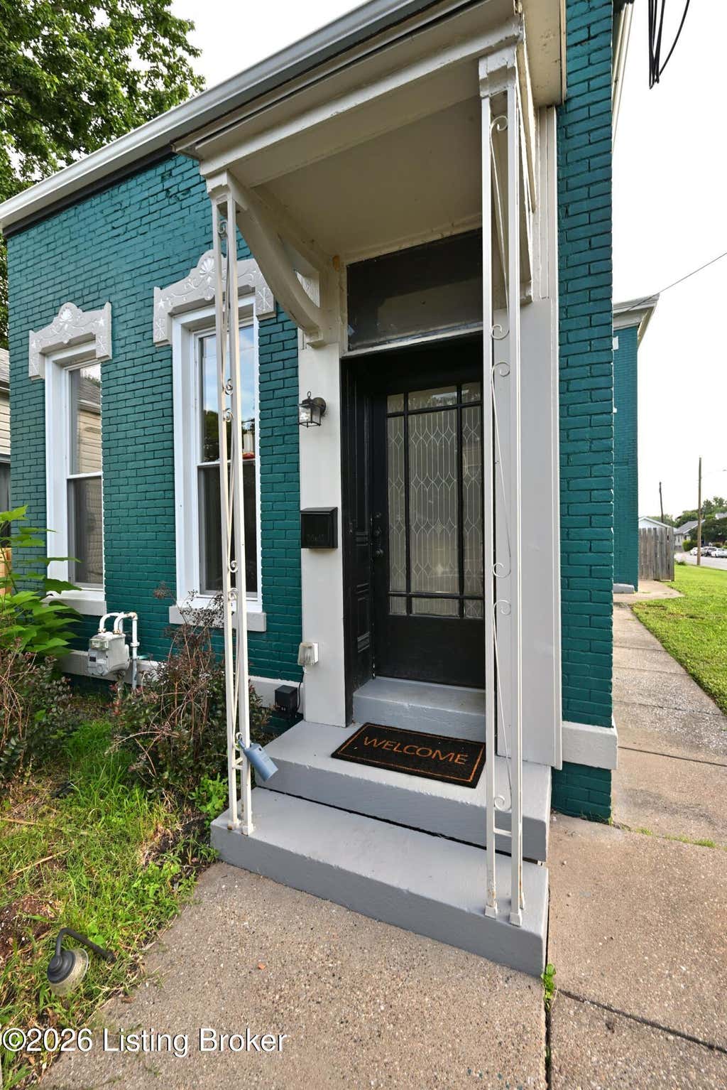 Photo of 641 E Saint Catherine St, Louisville, KY 40203 (MLS # 1721041)