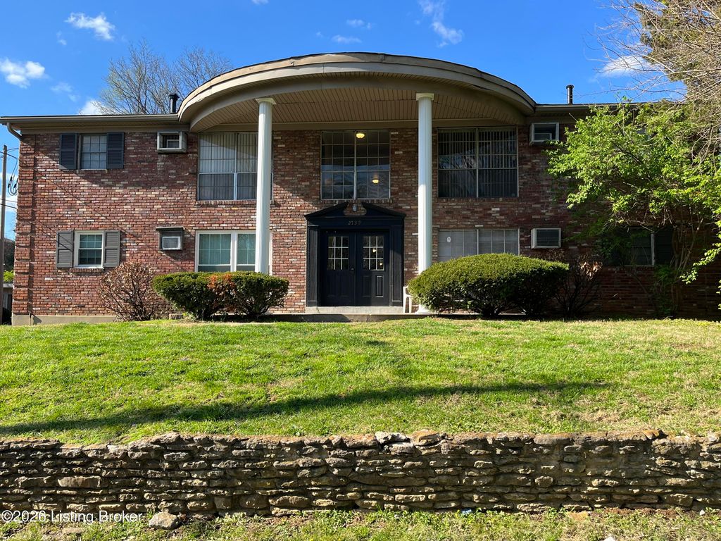 Photo of 2739 Brownsboro Rd, Louisville, KY 40206 (MLS # 1706003)