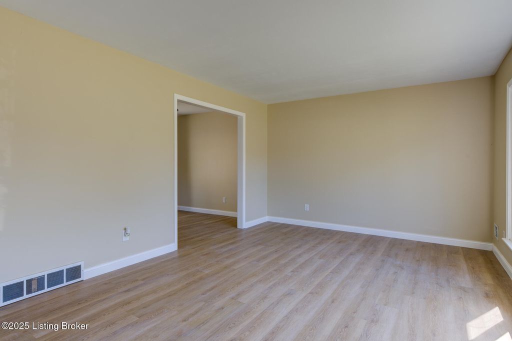 Photo of 8201 Huntsman Trail, Louisville, KY 40291 (MLS # 1710502)