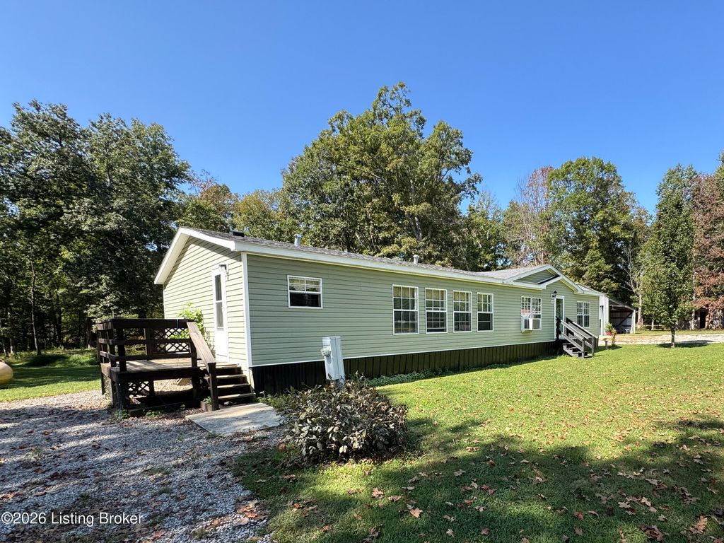 Photo of 35 Oakland Dr, Leitchfield, KY 42754 (MLS # 1711595)