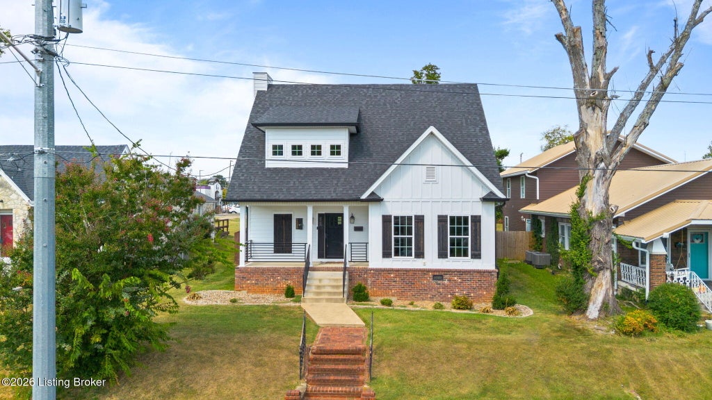 Photo of 1125 Magnolia St, Bowling Green, KY 42103 (MLS # 1731065)