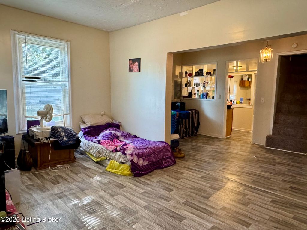 Photo of 3626 Larkwood Ave, Louisville, KY 40212 (MLS # 1716387)