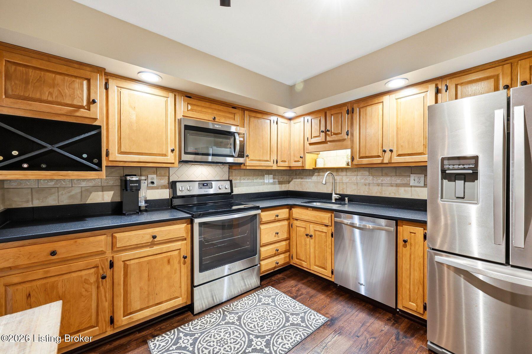 4875 Sherburn Ln 3P