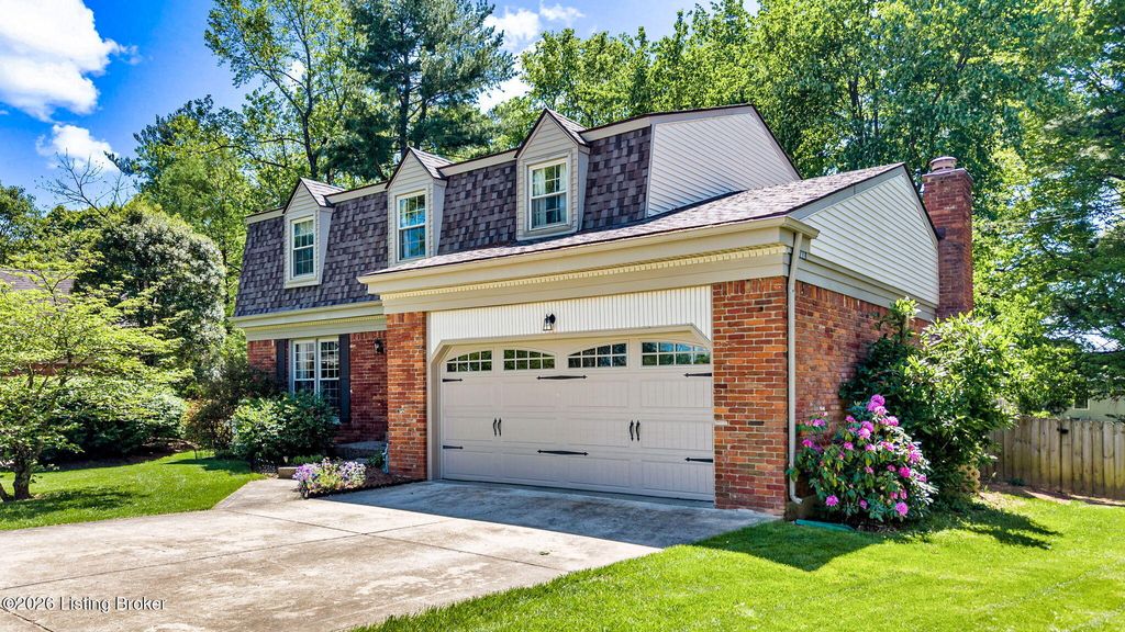 Photo of 514 Grand Vista Pl, Louisville, KY 40243 (MLS # 1715160)