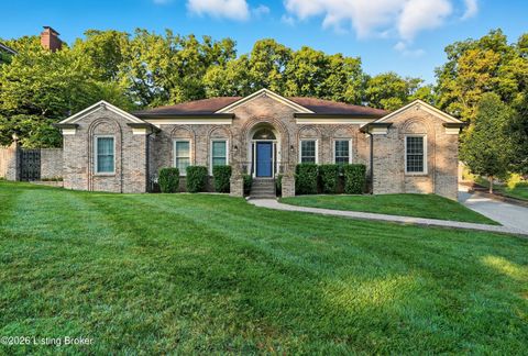 Photo of 2408 Phoenix Hill Dr, Louisville, KY 40207 (MLS # 1709936)
