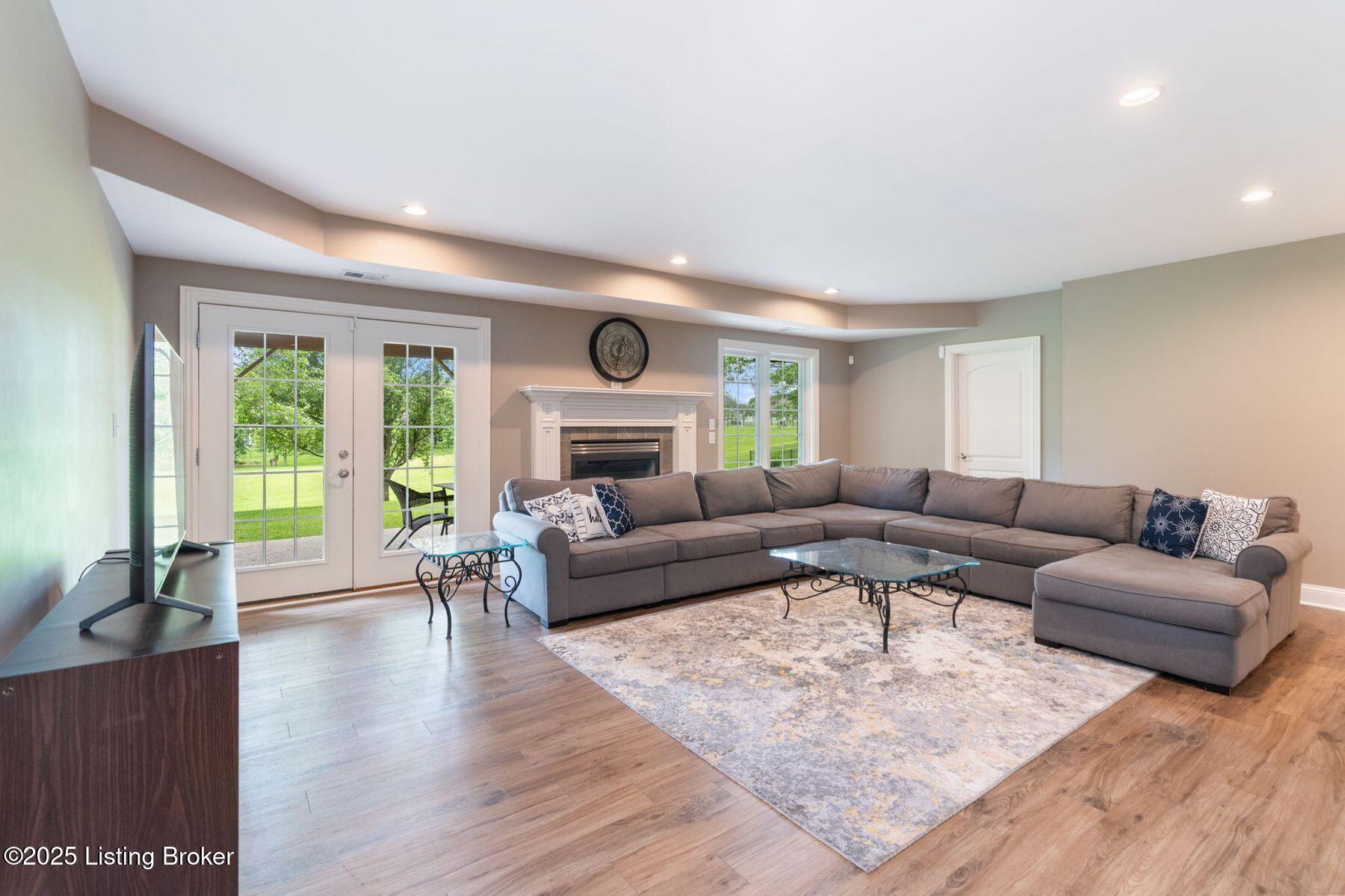 12711 Crestmoor Cir, Prospect, Kentucky image 46