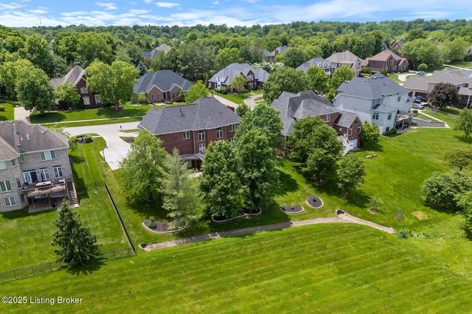12711 Crestmoor Cir, Prospect, Kentucky image 4
