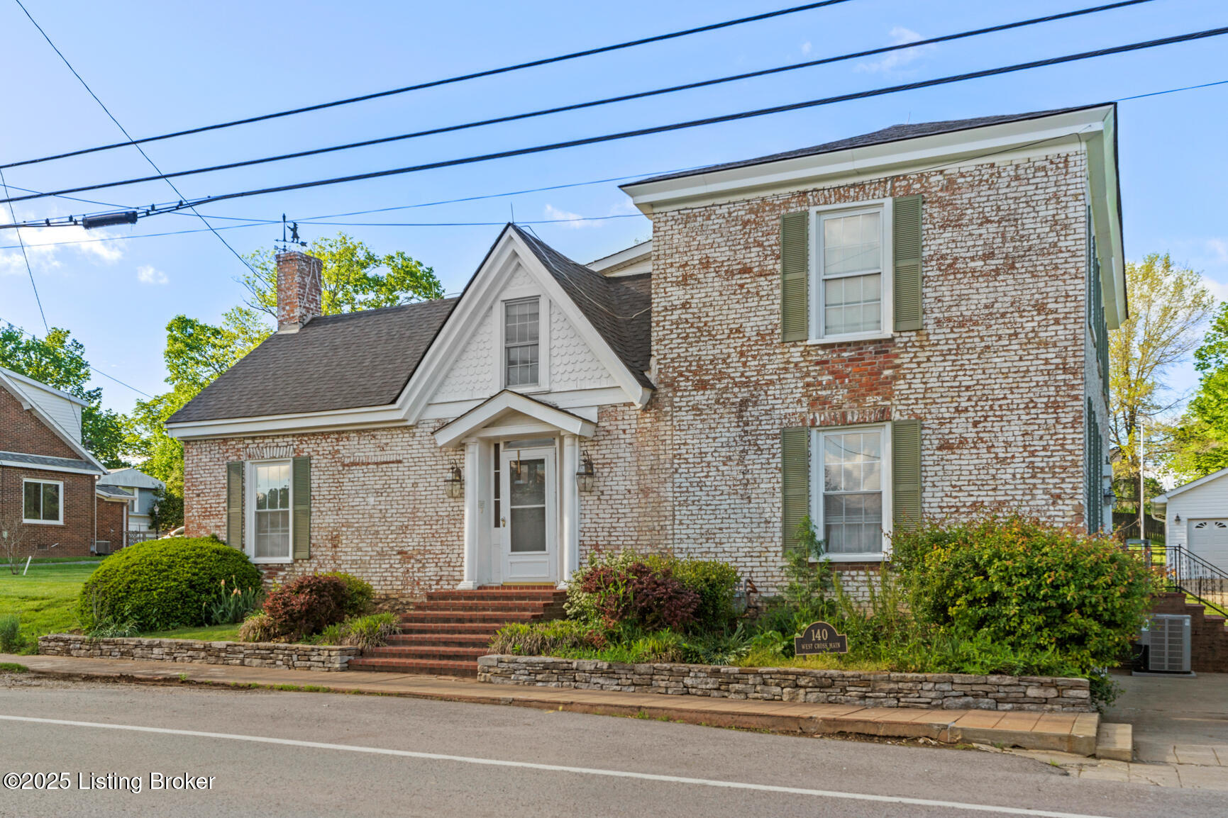 140 W Cross, New Castle, Pennsylvania image 1
