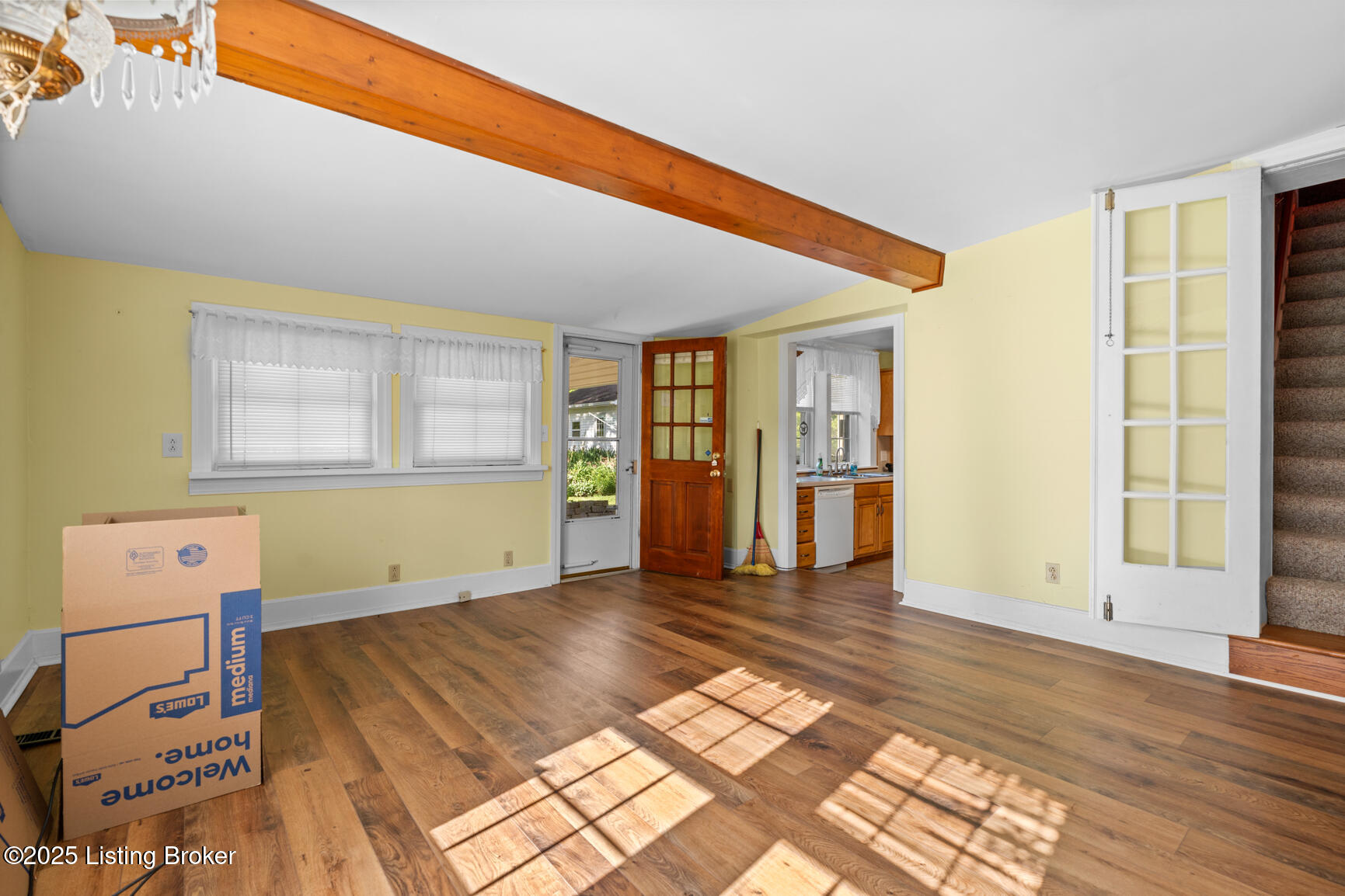 140 W Cross, New Castle, Pennsylvania image 14
