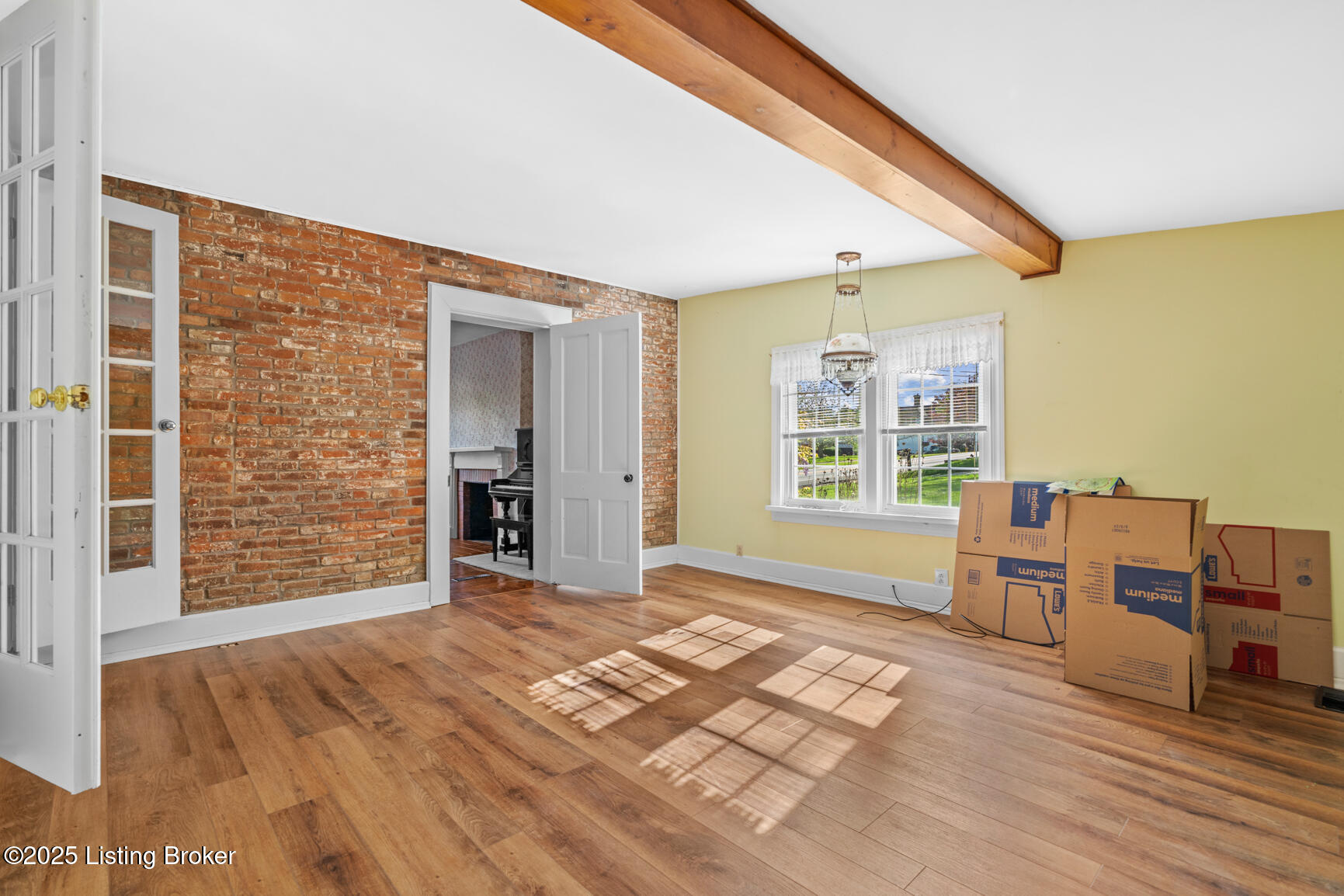 140 W Cross, New Castle, Pennsylvania image 13