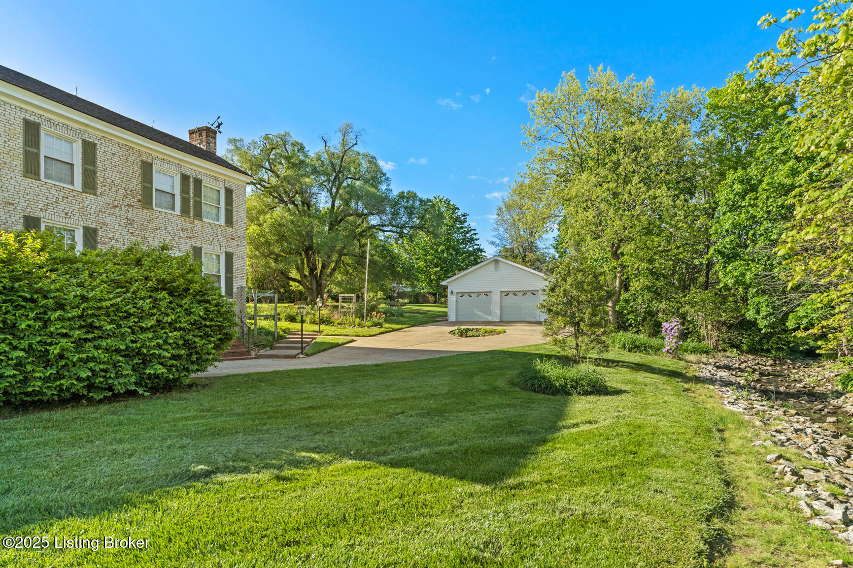 140 W Cross, New Castle, Pennsylvania image 43