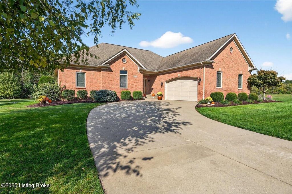 Photo of 4605 Miller Glen Pl, Smithfield, KY 40068 (MLS # 1699794)