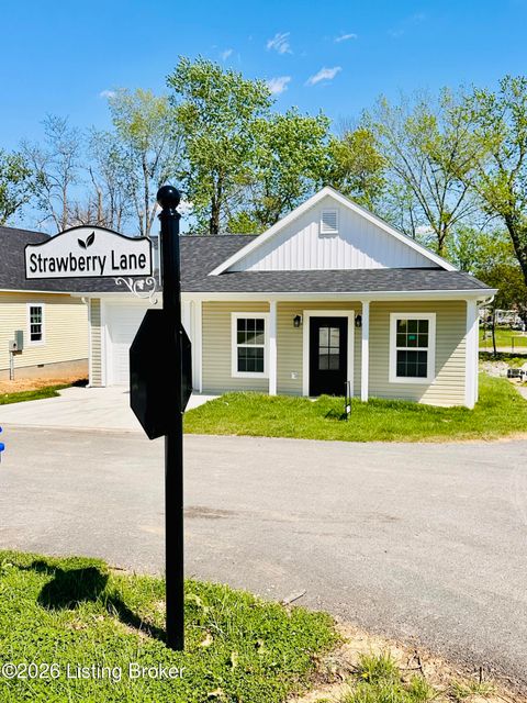 Homes For Sale - 401 Strawberry Ln<br/> Leitchfield, KY 42754