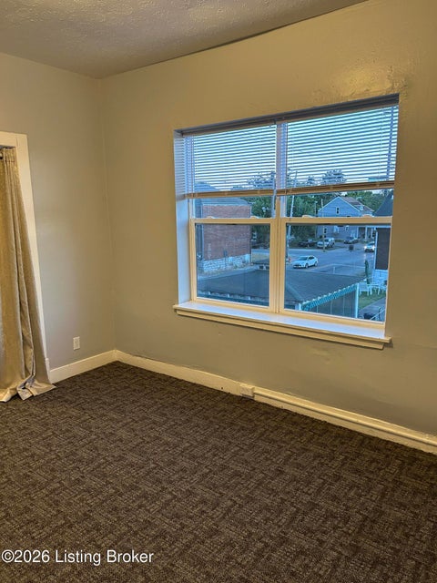 Tiny photo for 956 S Floyd St, Louisville, KY 40203 (MLS # 1729626)