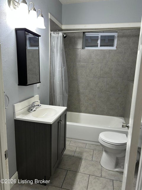 Tiny photo for 956 S Floyd St, Louisville, KY 40203 (MLS # 1729626)