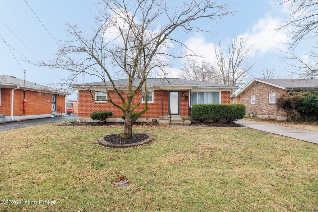Photo of 4102 Foreman Ln, Louisville, KY 40219 (MLS # 1710155)