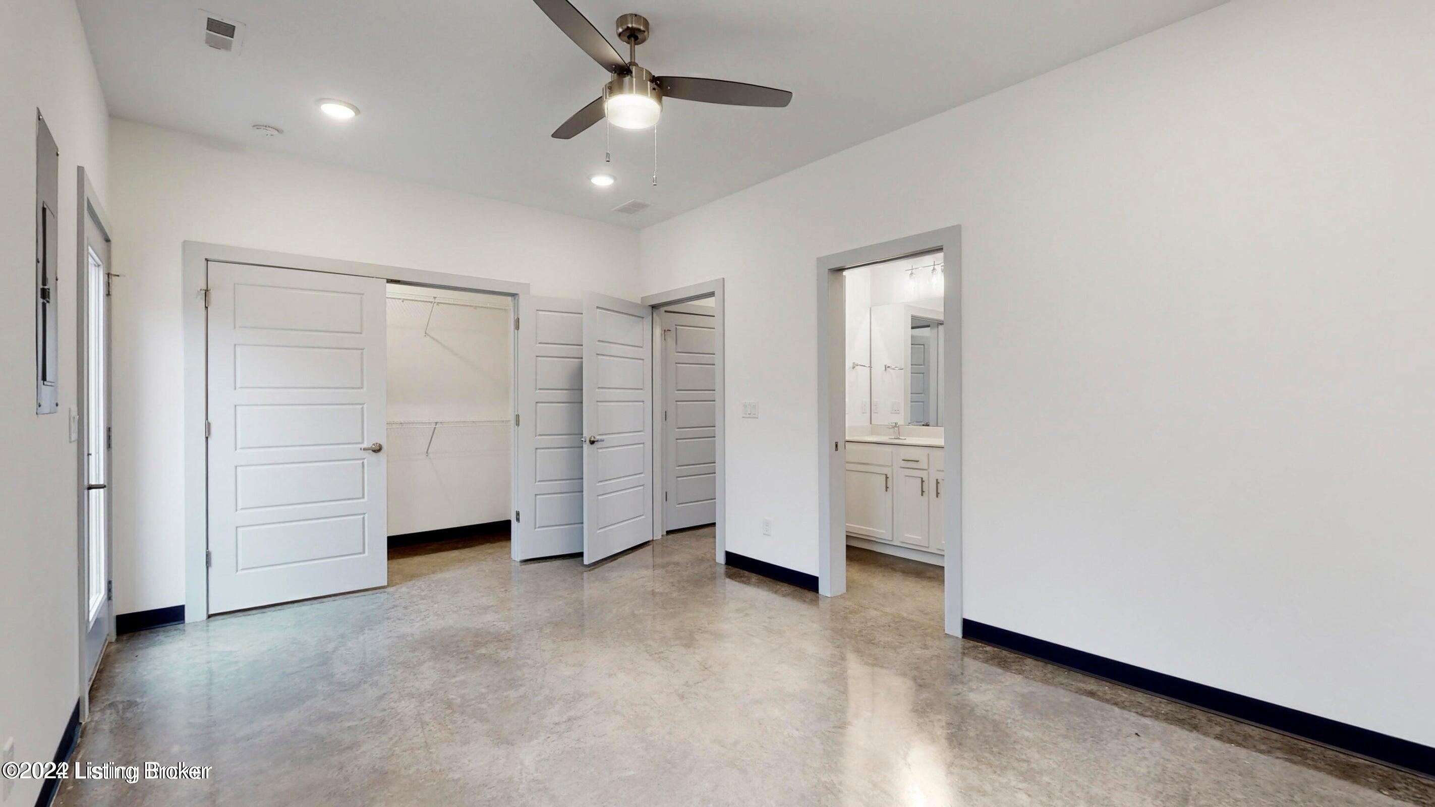 702 Burnett Farm Ln, Louisville, Kentucky image 26
