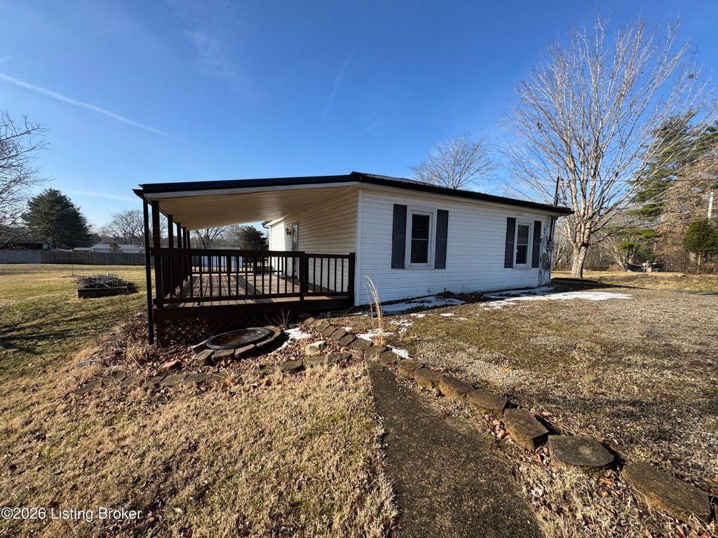 Photo of 76 Bethel Church Rd, Brandenburg, KY 40108 (MLS # 1708884)