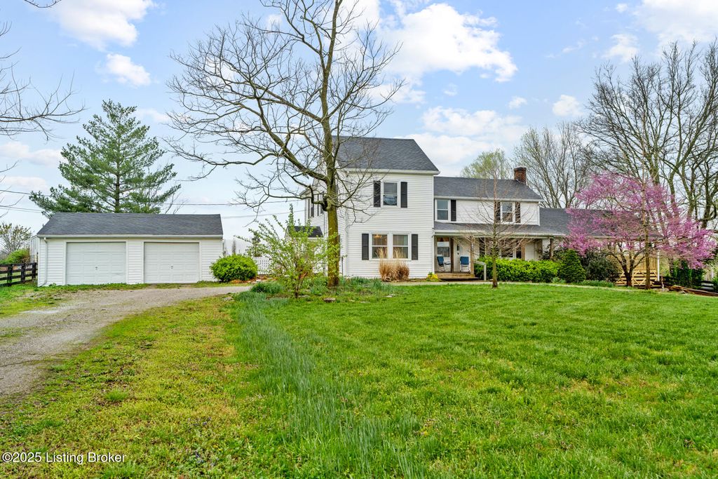 Photo of 1815 Hochstrasser Rd, Fisherville, KY 40023 (MLS # 1701534)