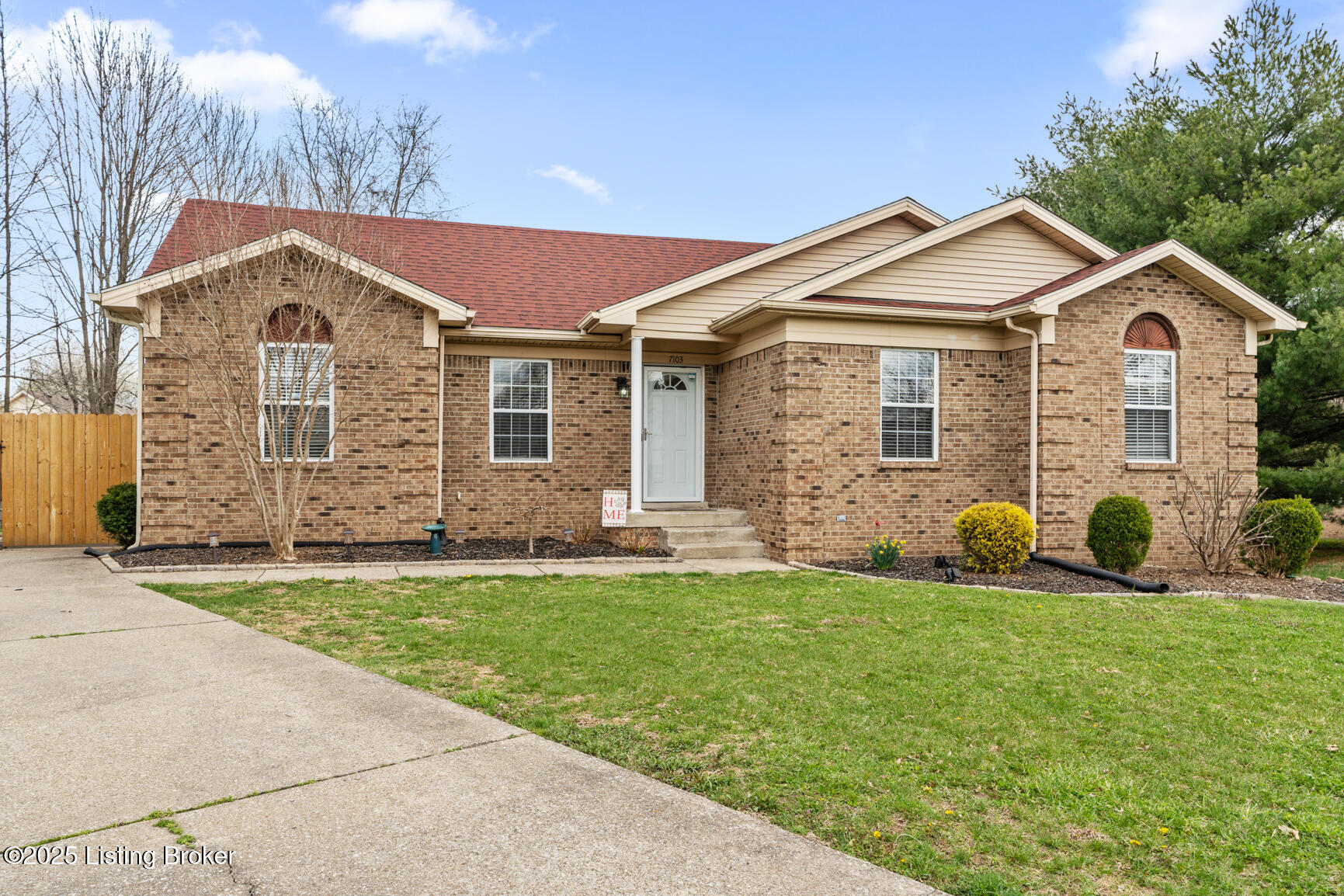 7103 Glen Echo Pl, Louisville, Kentucky image 1
