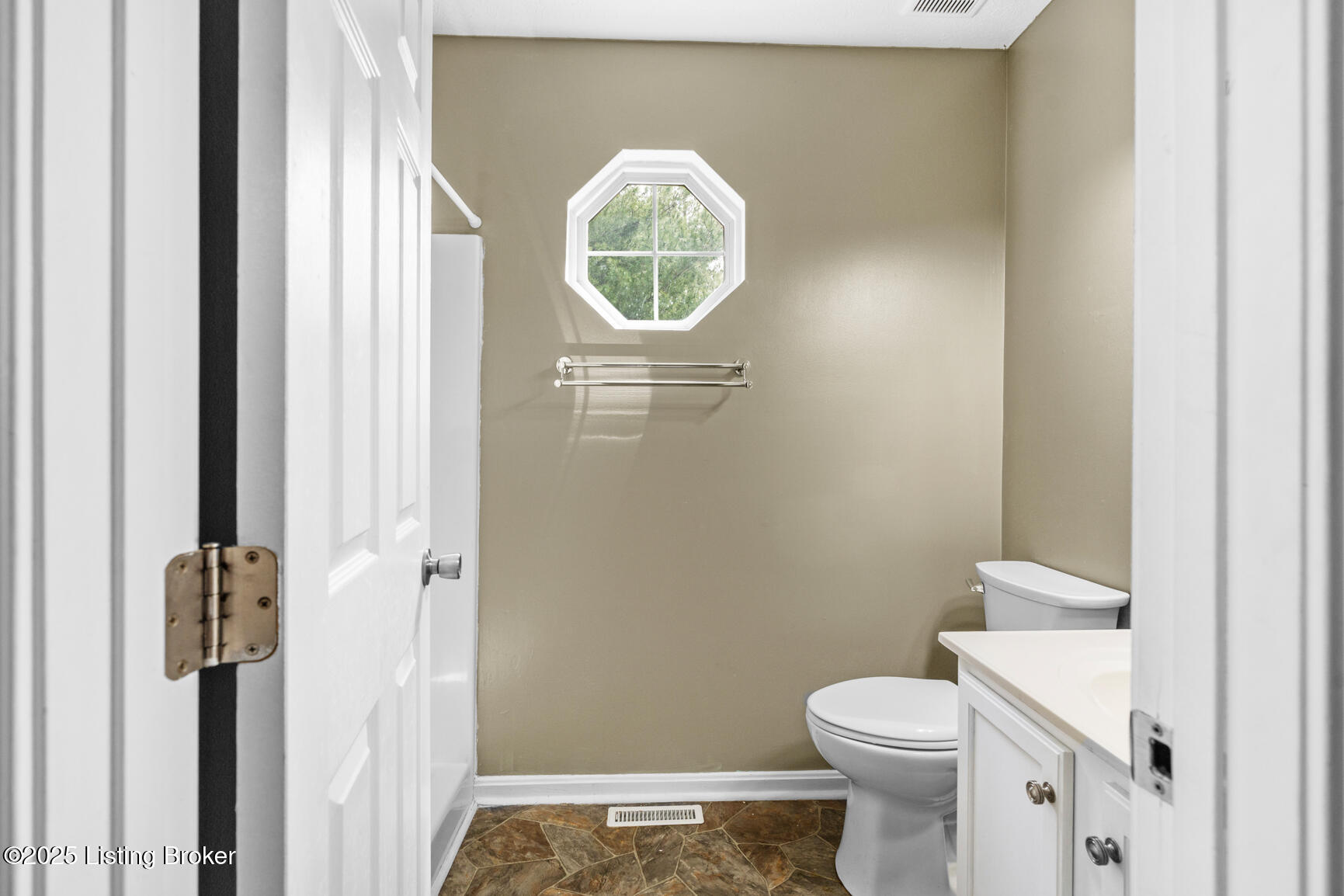 7103 Glen Echo Pl, Louisville, Kentucky image 15