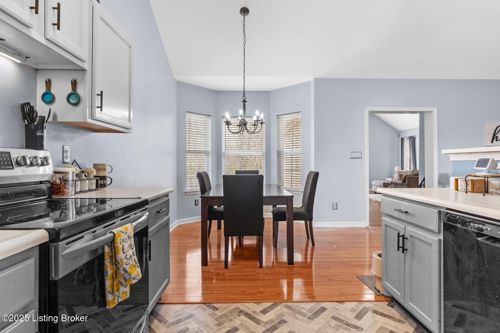 7103 Glen Echo Pl, Louisville, Kentucky image 7